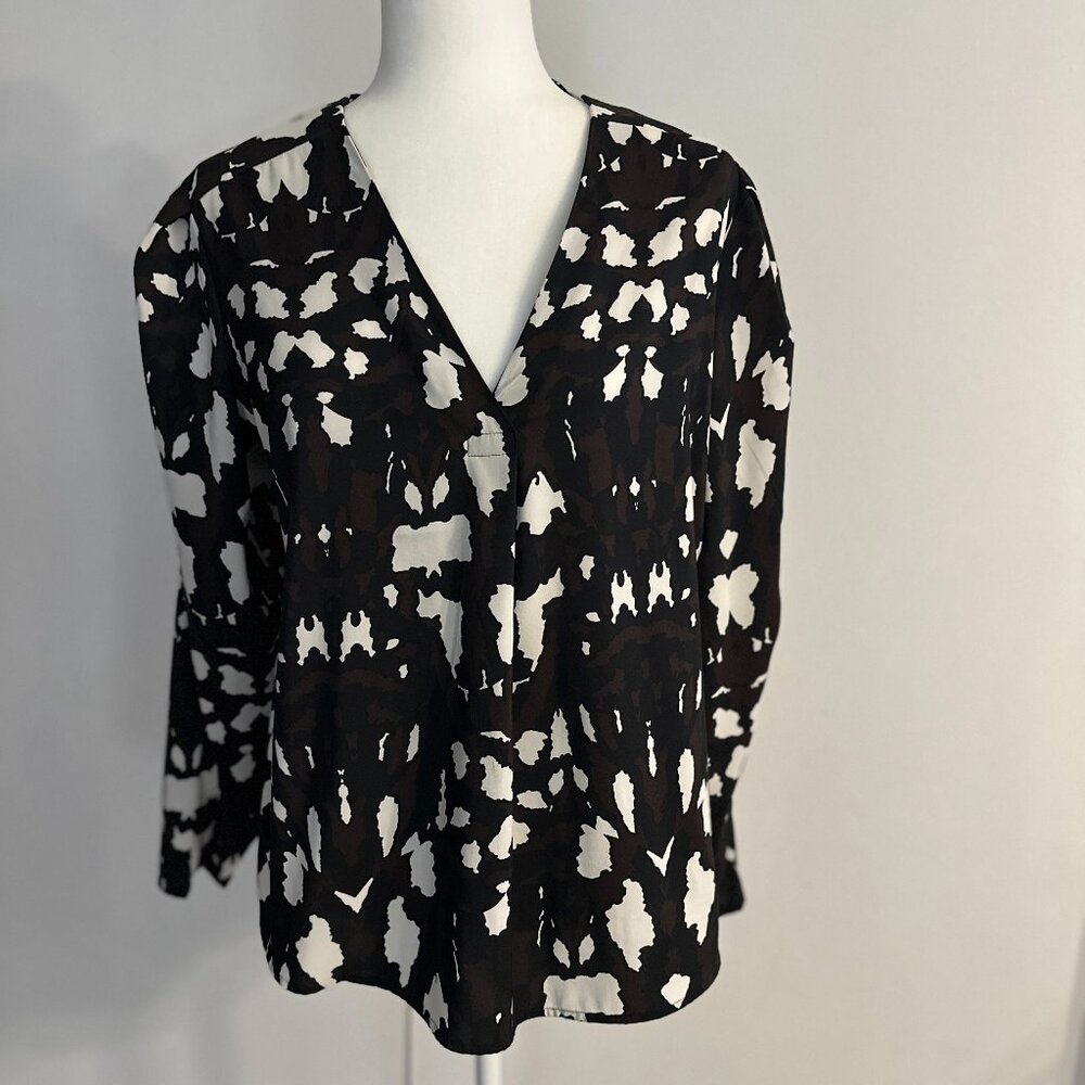 EXPRESS Stylish & Classic Blouse Size M